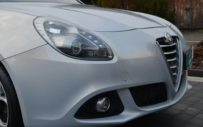 Alfa Romeo Giulietta cena 31900 przebieg: 234321, rok produkcji 2015 z Radzyń Podlaski małe 781